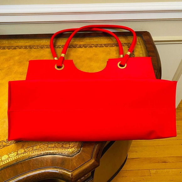 Giorgio Beverly Hills Large Bag Red Fabric Double Straps NEW - Picture 2 of 4